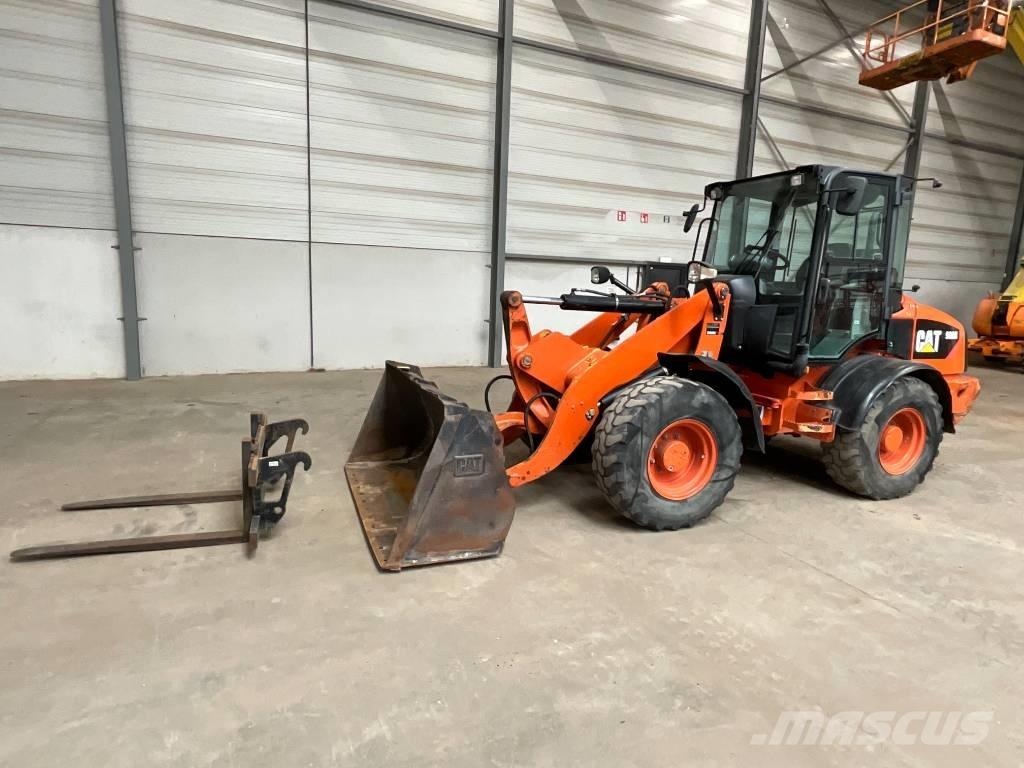 CAT 908 H Kolové nakladače