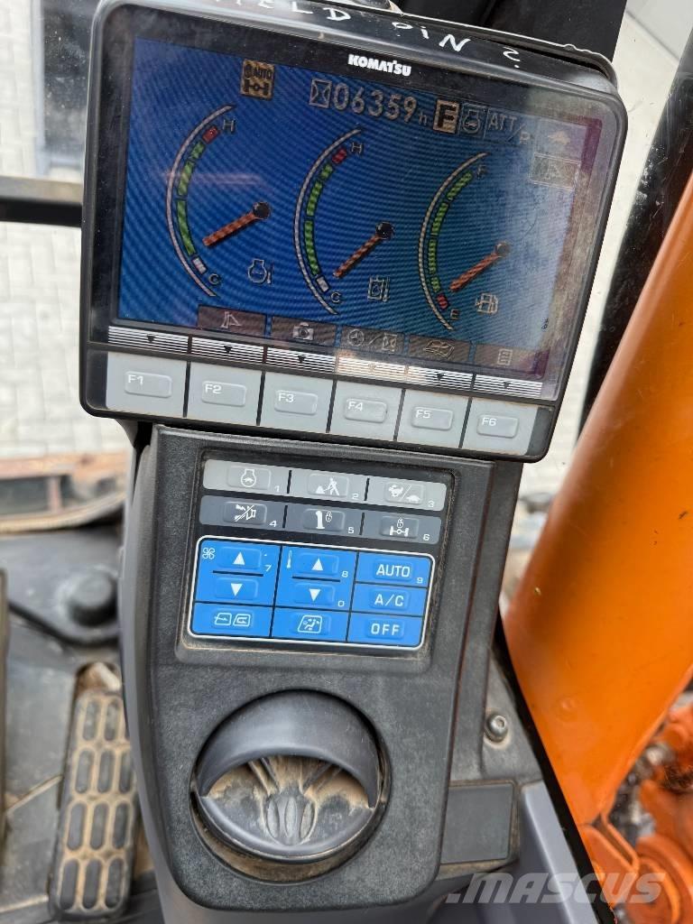Komatsu PW 148-8 Kolová rýpadla