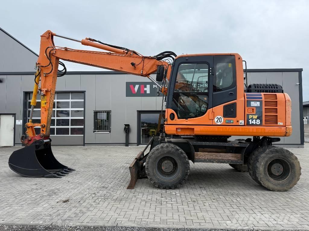 Komatsu PW 148-8 Kolová rýpadla