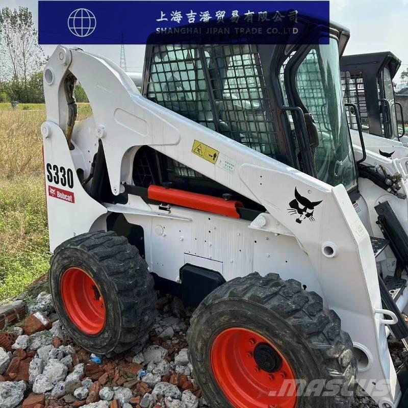Bobcat S 330 Smykem řízené nakladače