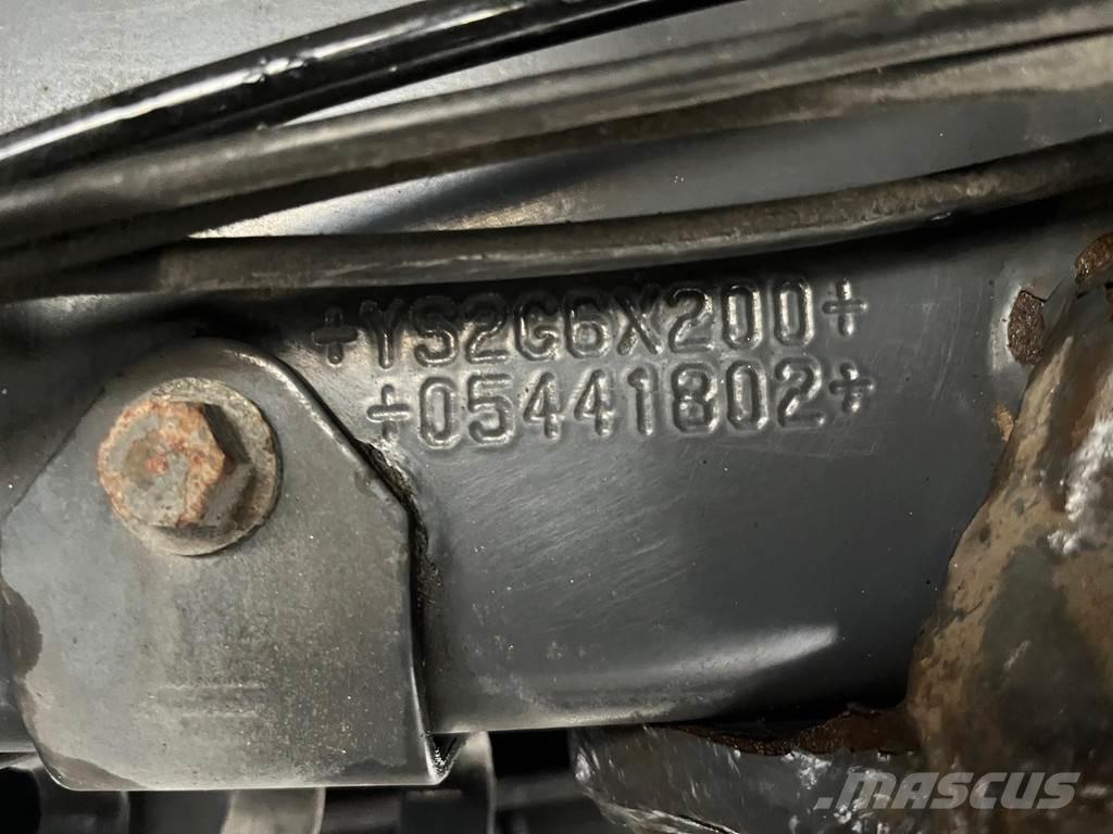 Scania G450 6x2*4 Skříňová nástavba