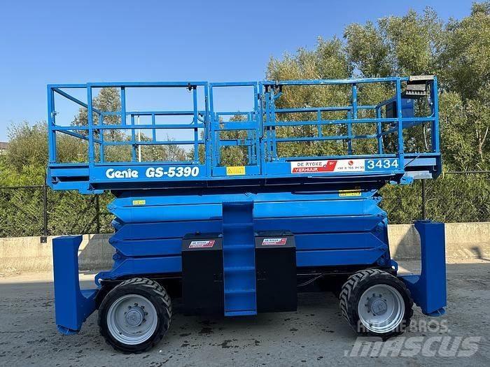 Genie GS5390RT Nůžková zvedací plošina