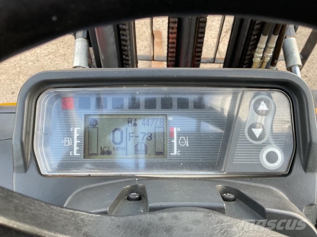 CAT DP 25 NT Dieselové vozíky