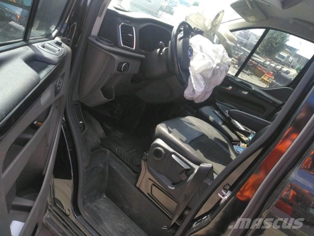 Ford TRANSIT CUSTOM Skříňová nástavba