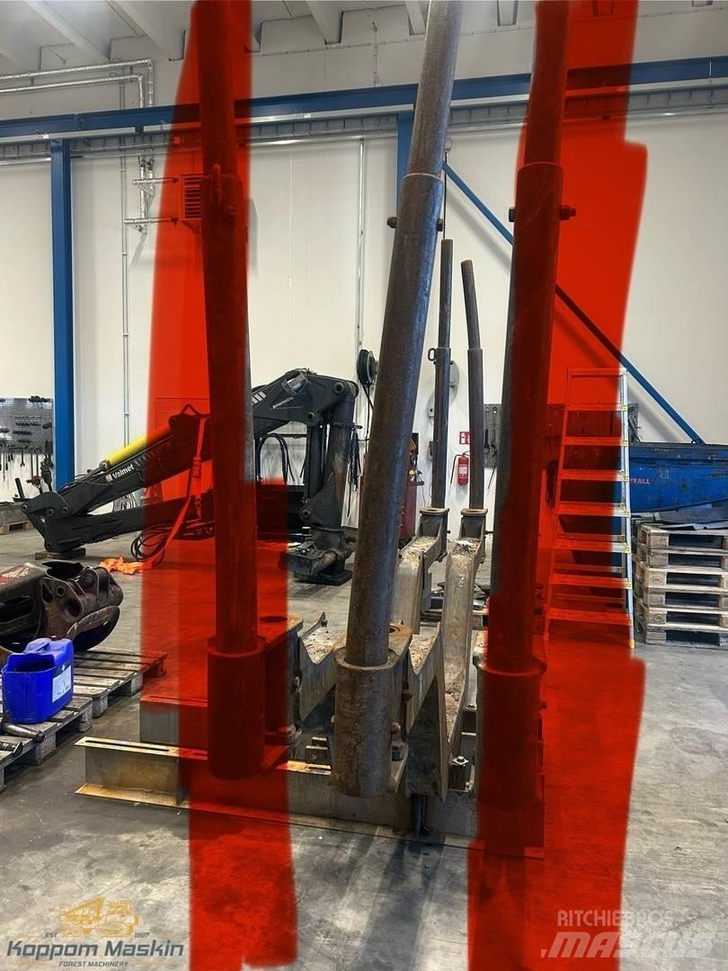 Valmet 890.1 Další komponenty