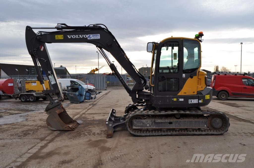 Volvo ECR 88 D Midi rýpadla 7t - 12t