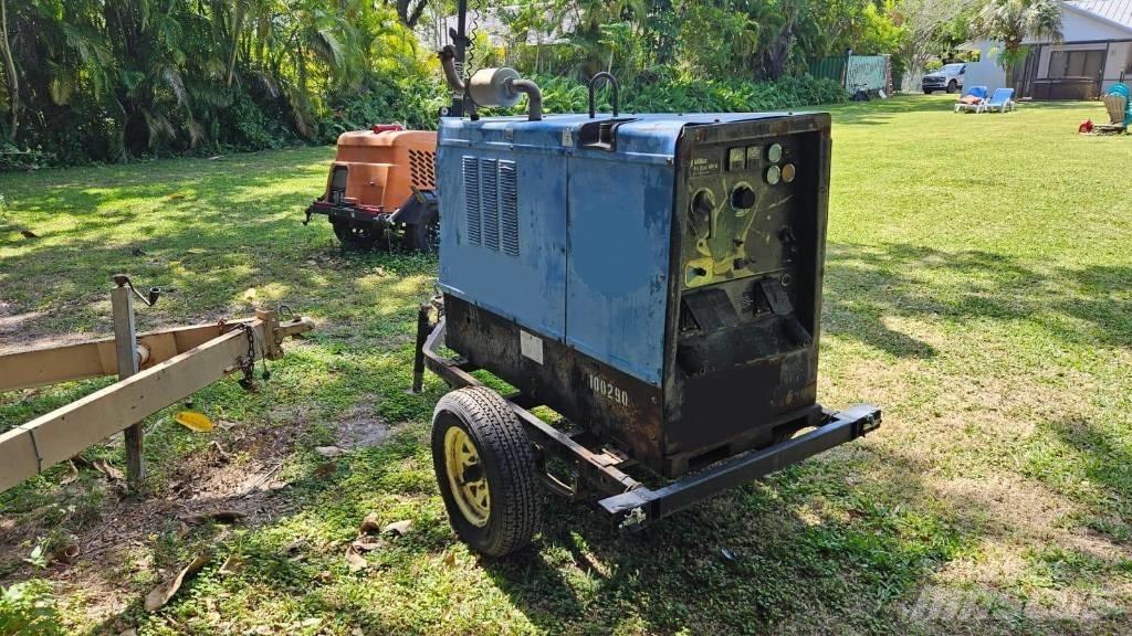 Miller Big Blue 400 Svářecí stroje