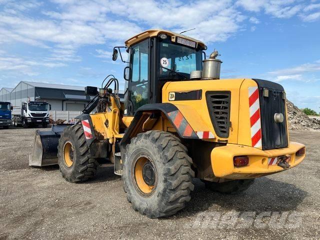 JCB 436 HT Kolové nakladače