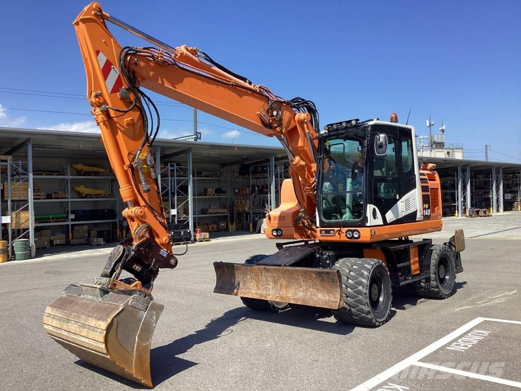 Komatsu PW 148-11 Kolová rýpadla