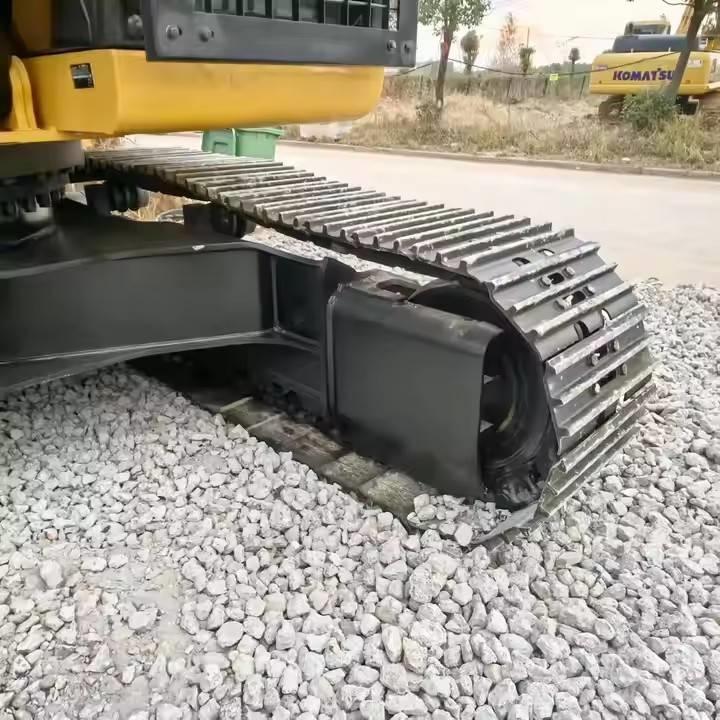 CAT cat336d Midi rýpadla 7t - 12t