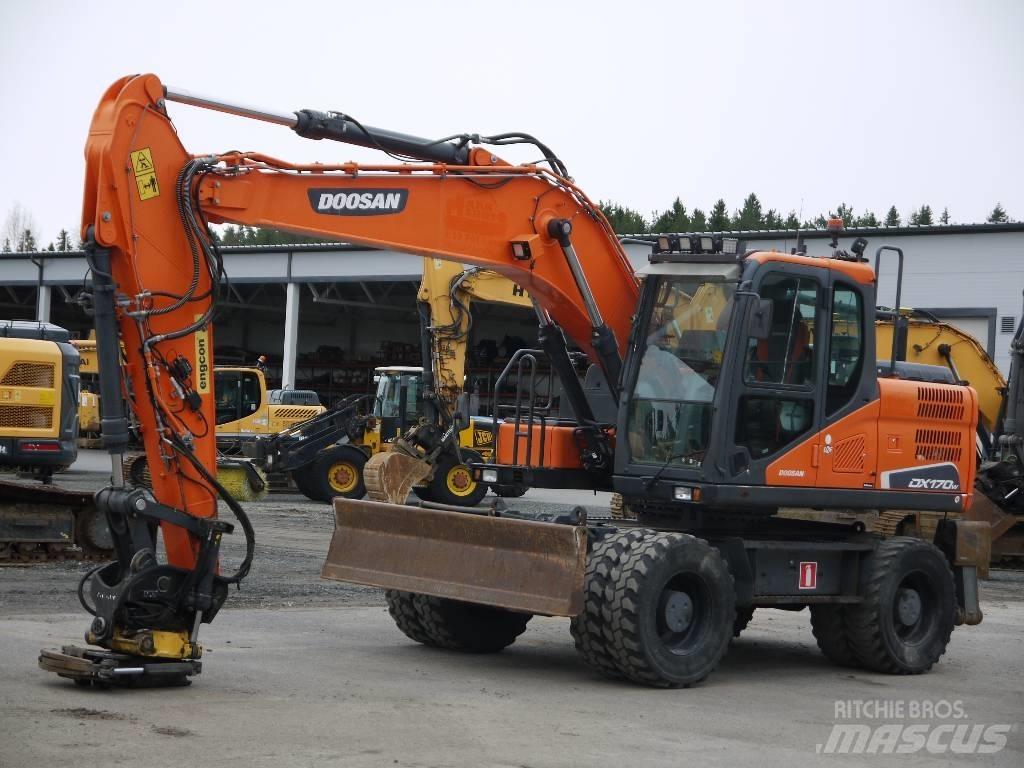 Doosan DX 170 W-5 Kolová rýpadla
