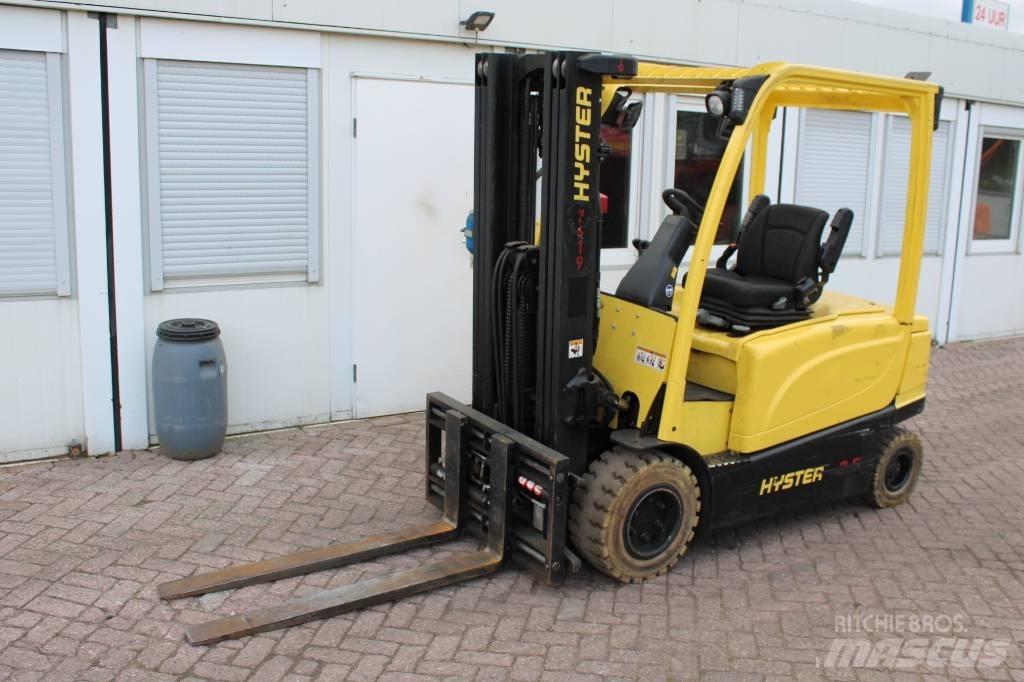 Hyster J 2.5 XN Akumulátorové vozíky