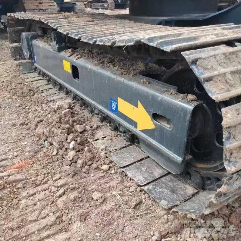 Komatsu PC 60 Pásová rýpadla