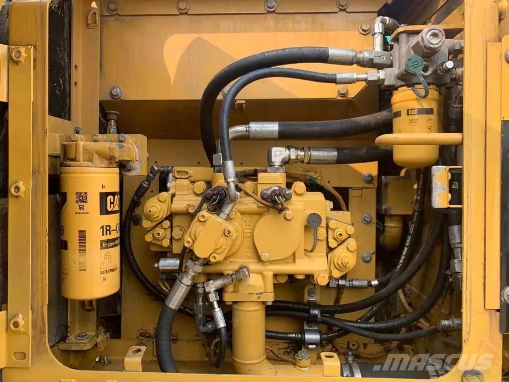 CAT 315 D L Pásová rýpadla