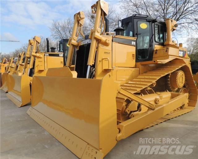 CAT D 7 R Pásové dozery