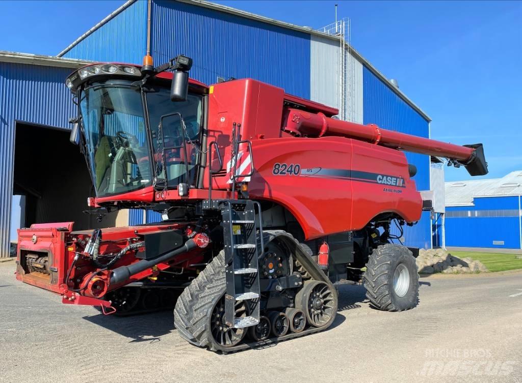 Case IH 8240 Sklízecí mlátičky