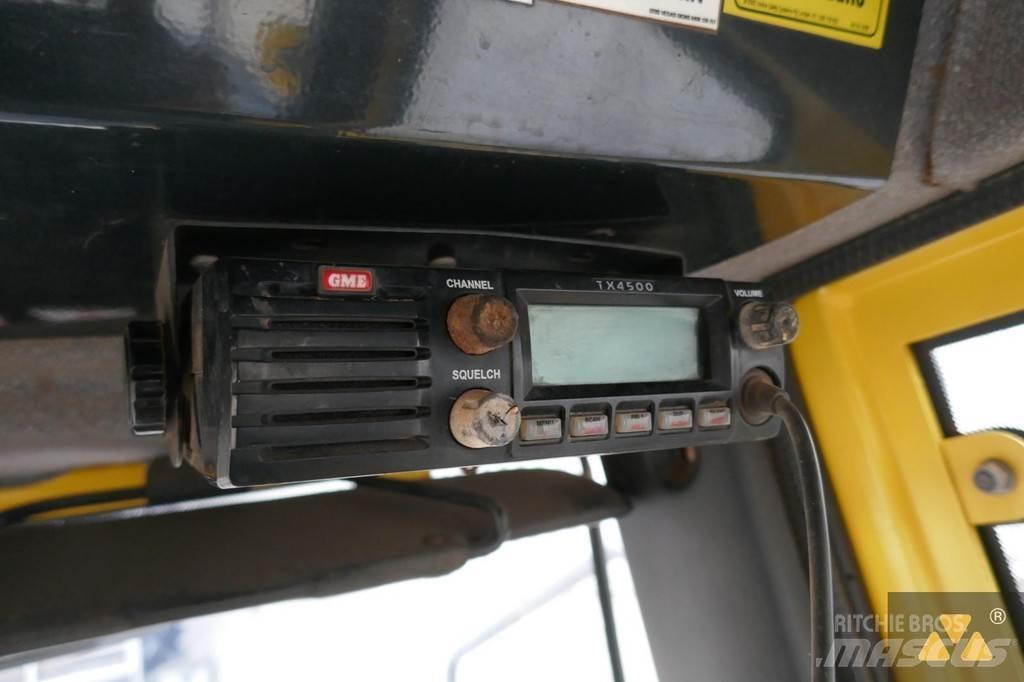 Bomag BW25RH Pneumatikové válce