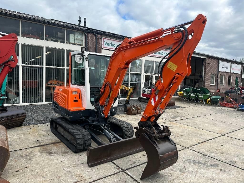 Takeuchi TB 235 CR Mini rýpadla < 7t