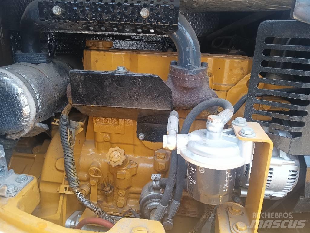 CAT 304 C Pásová rýpadla