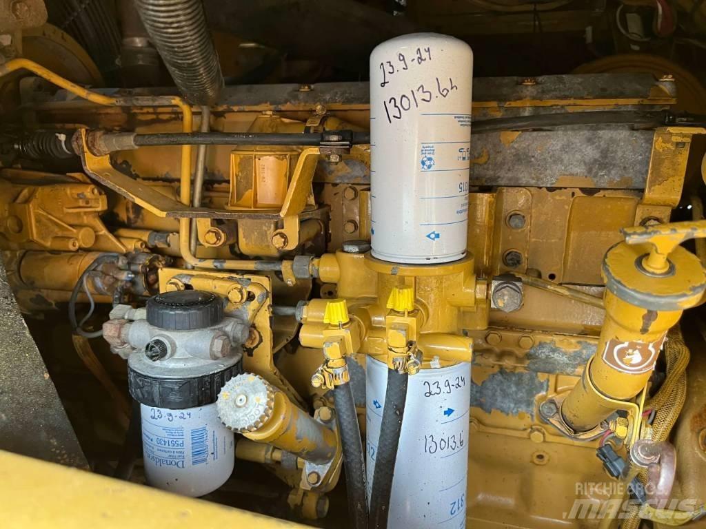 CAT 963C Pásové nakladače