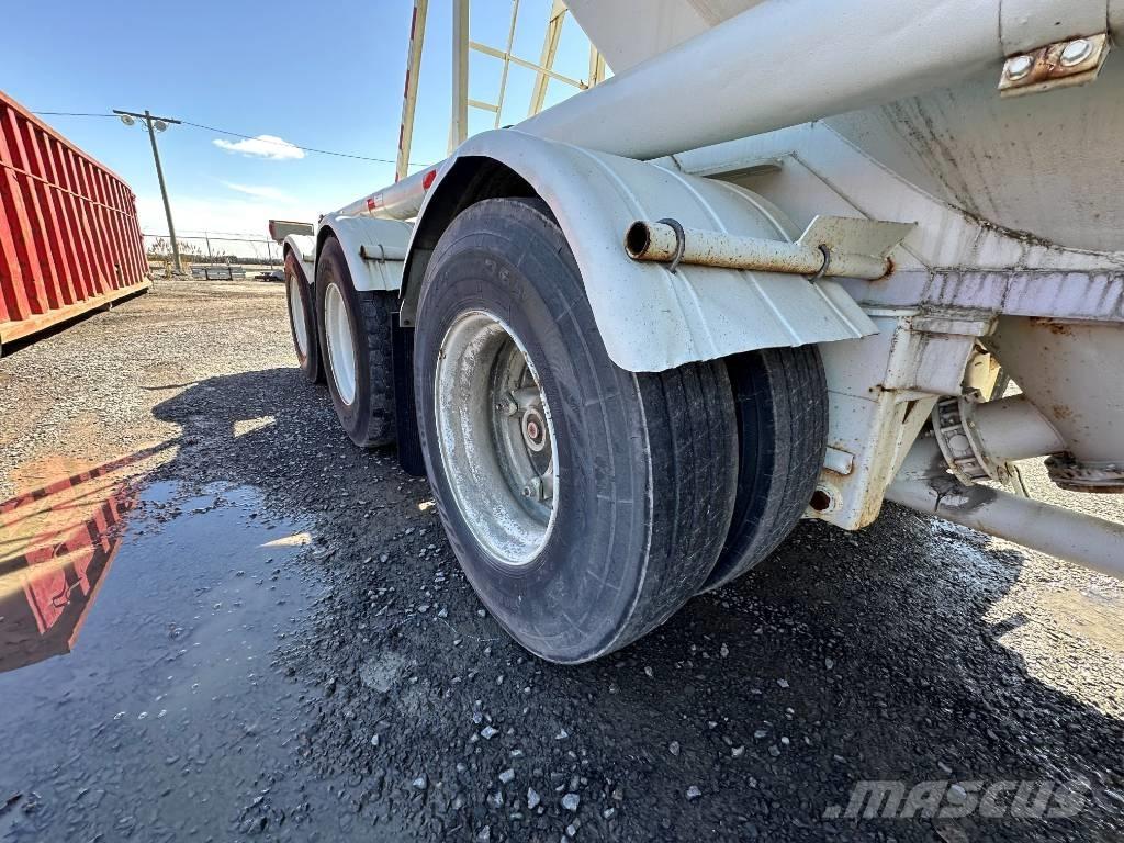 Fruehauf TR-90 Cisternové přívěsy