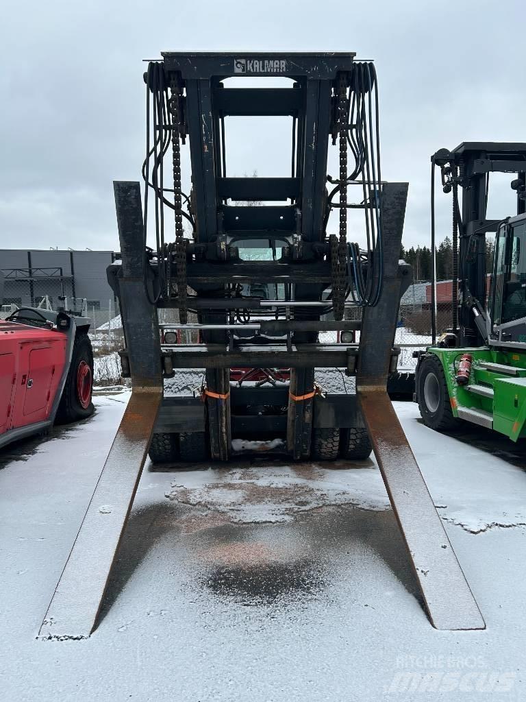 Kalmar DCG160-12 Dieselové vozíky
