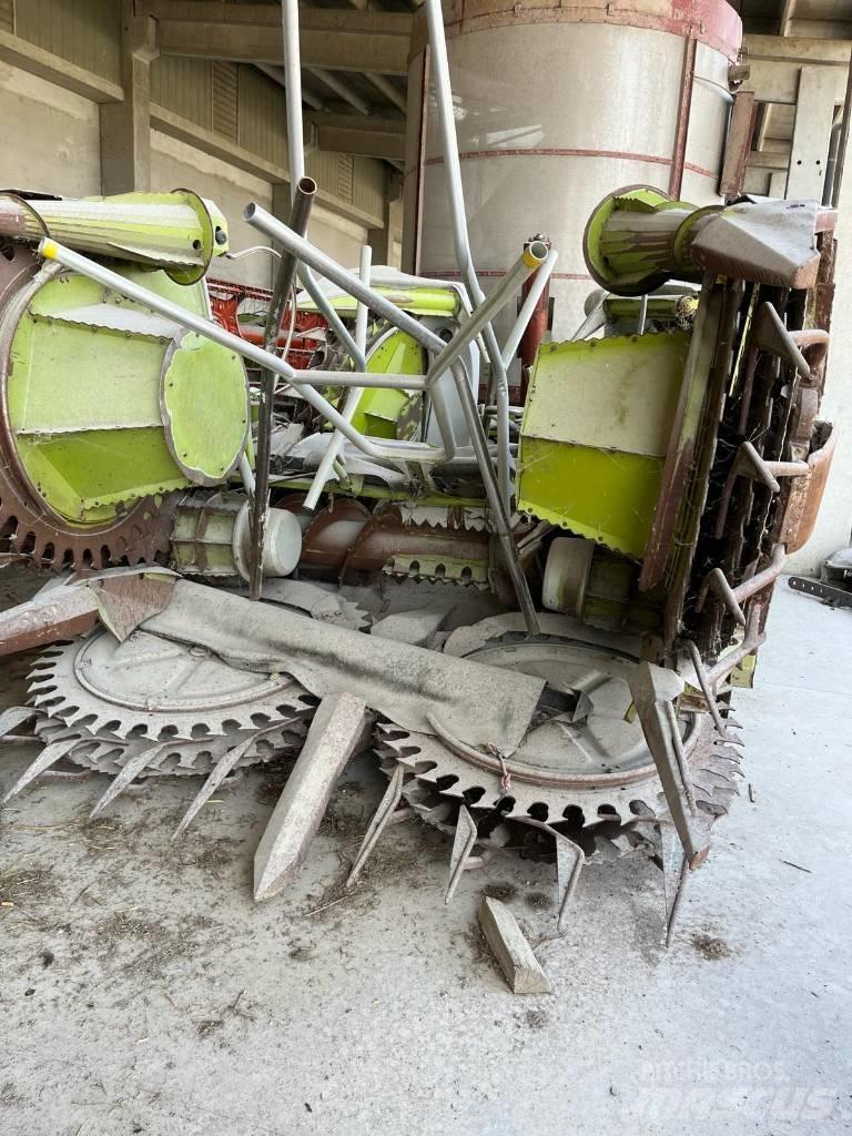 CLAAS RU 600 Samojízdné sekačky