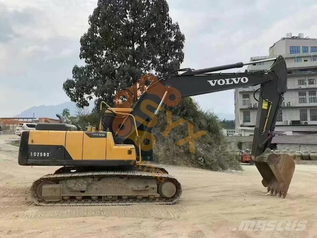Volvo EC 210 B LC Pásová rýpadla