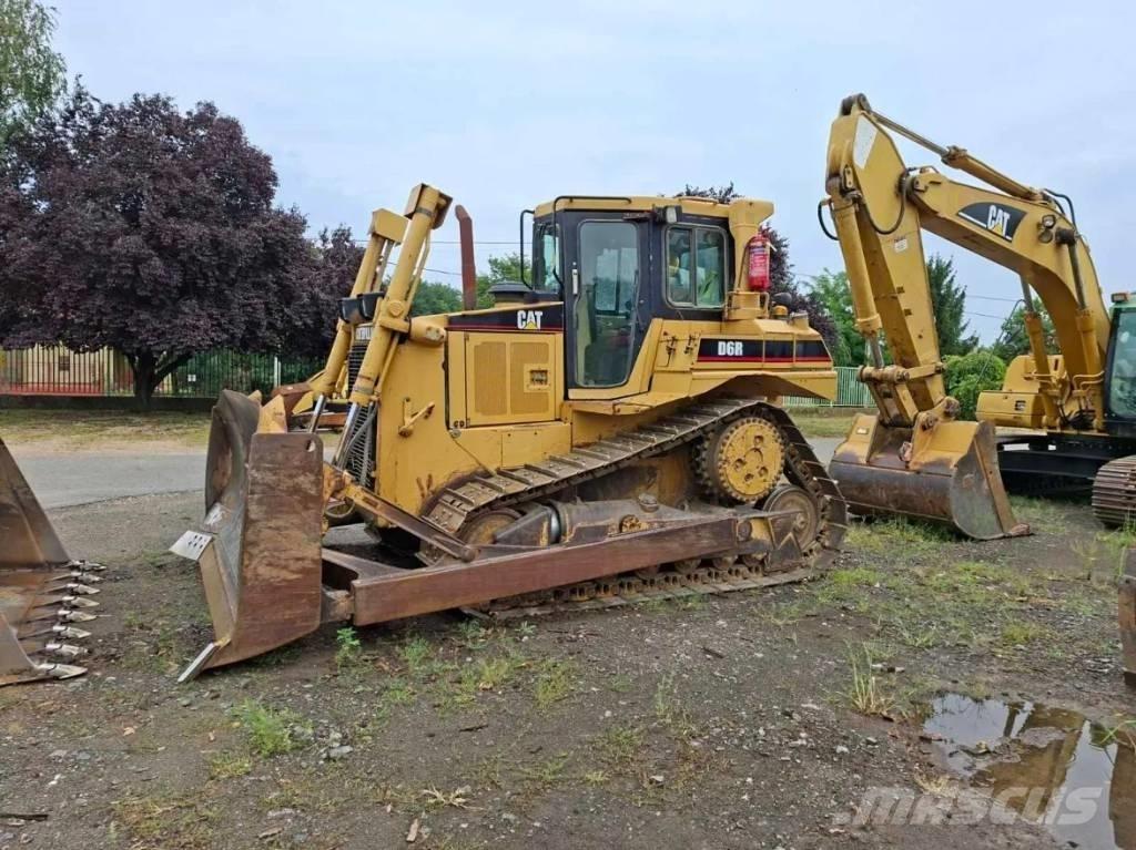 CAT D 6 R Pásové dozery