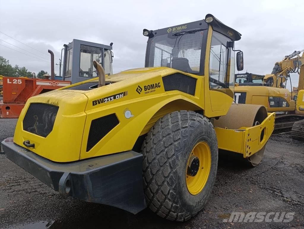 Bomag BW 213 Tahačové válce