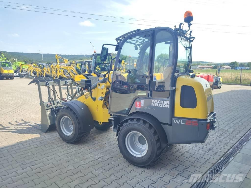 Wacker Neuson WL 25 Kolové nakladače