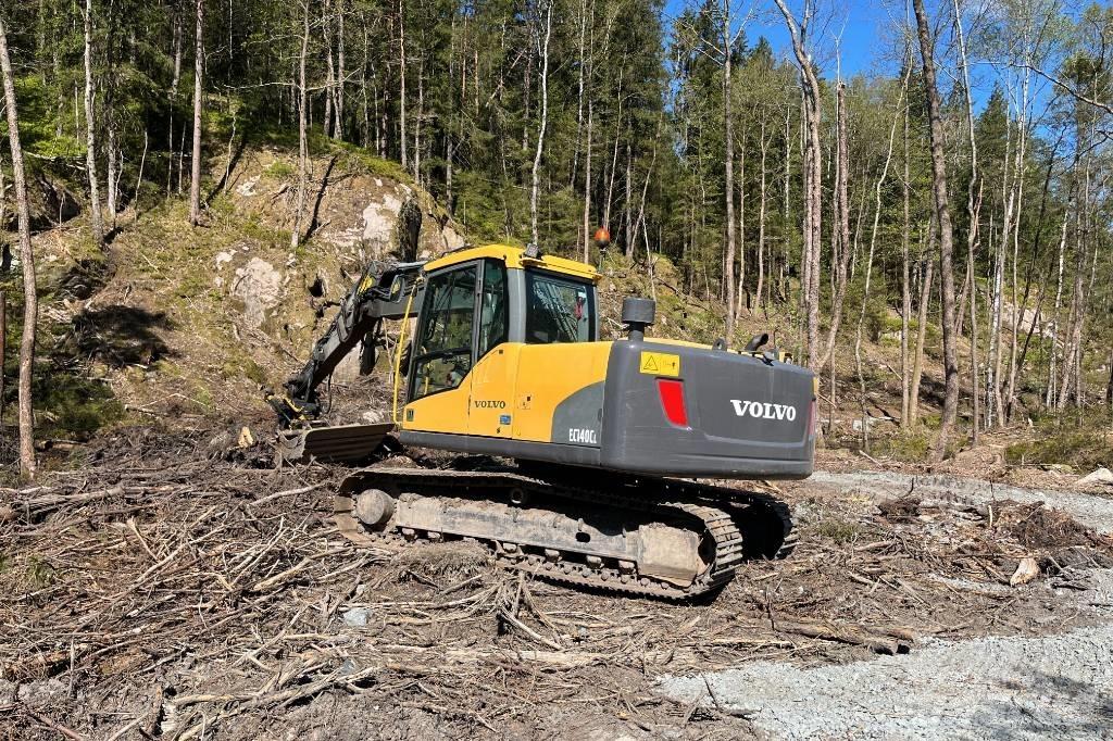 Volvo EC 140 C L Pásová rýpadla