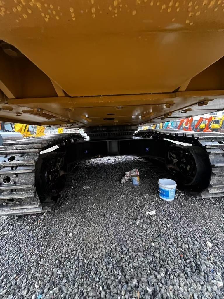 CAT 349 D2 Pásová rýpadla