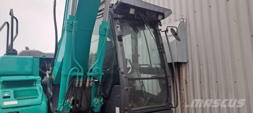 Kobelco SK130LC-11 Pásová rýpadla