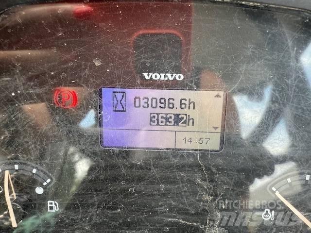 Volvo L 30 G Kolové nakladače