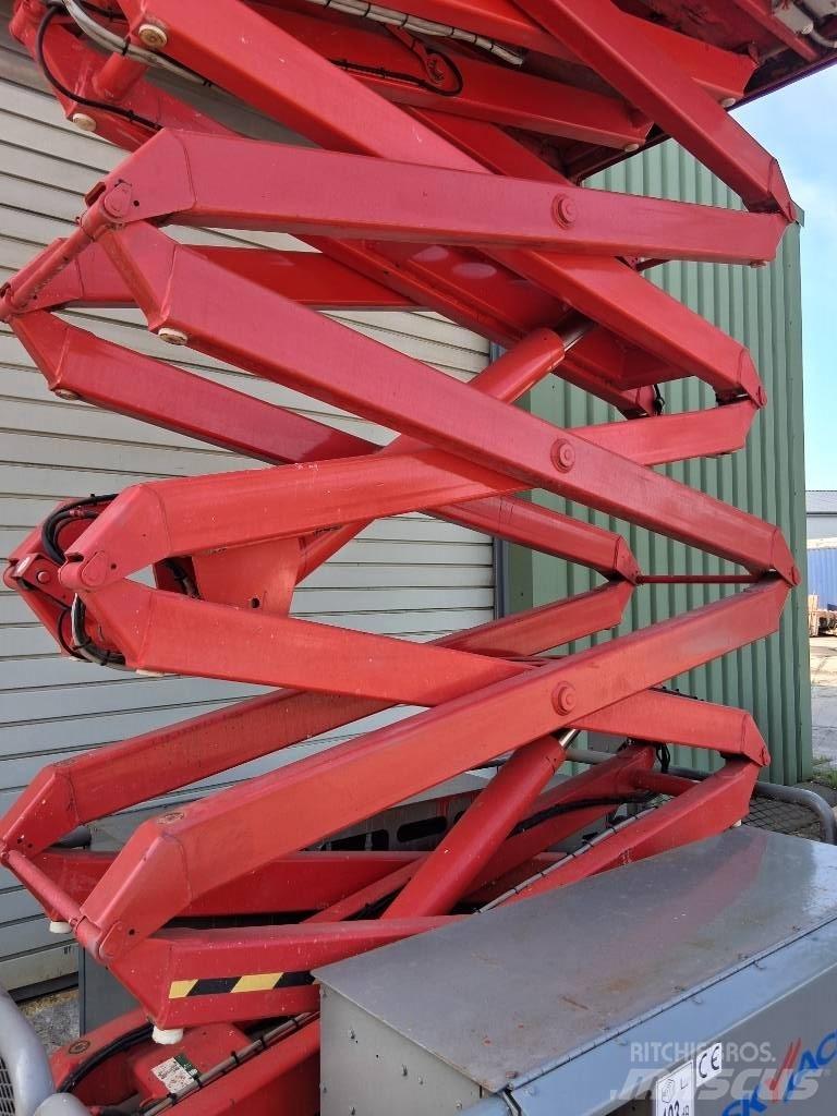 SkyJack SJ 6832 RT Nůžková zvedací plošina