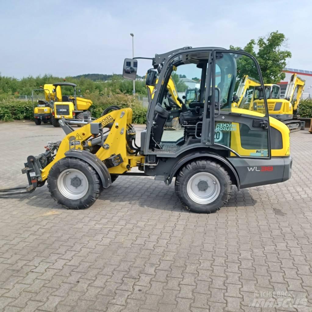Wacker Neuson WL38 Kolové nakladače