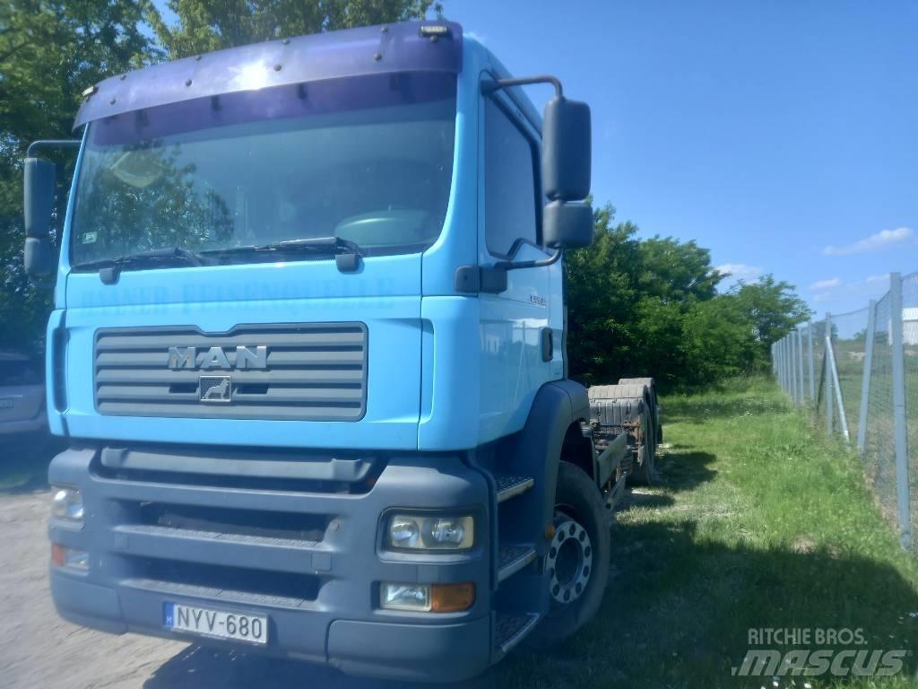 MAN 26.363 FNLC Nákladní vozidlo bez nástavby