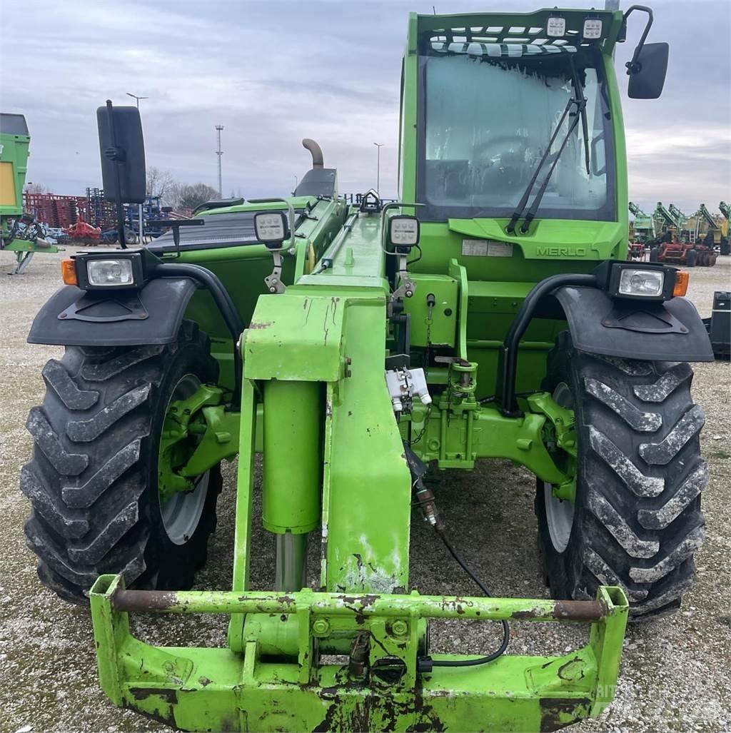 Merlo 42.7-140 Teleskopické nakladače pro zemědělství