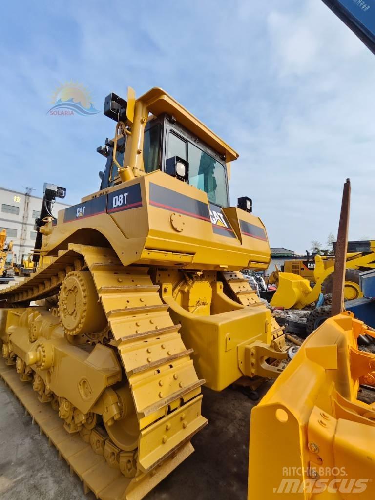 CAT D 8 T Pásové dozery