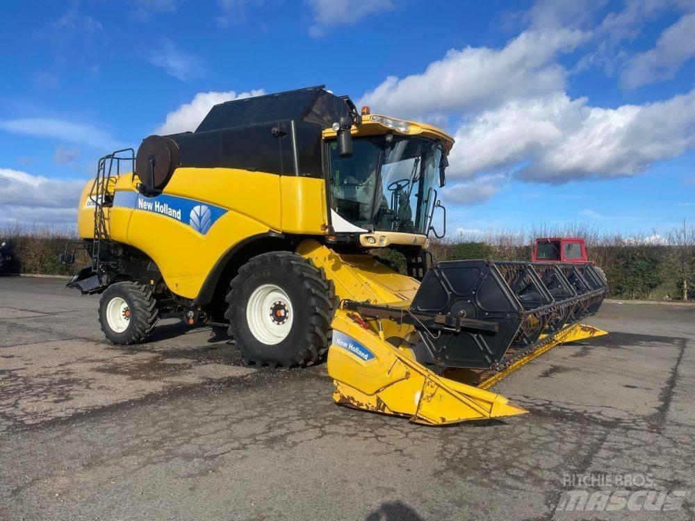 New Holland CX 780 Sklízecí mlátičky