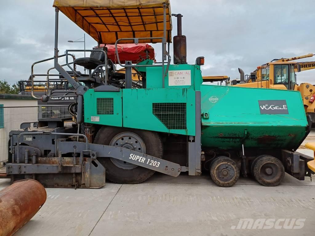 Vögele super 1302 Finišery