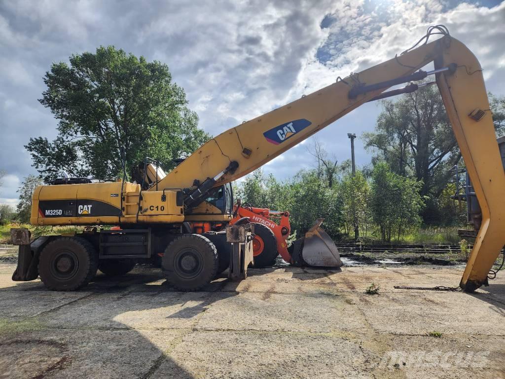 CAT M 325 D L MH Stroje pro manipulaci s odpadem
