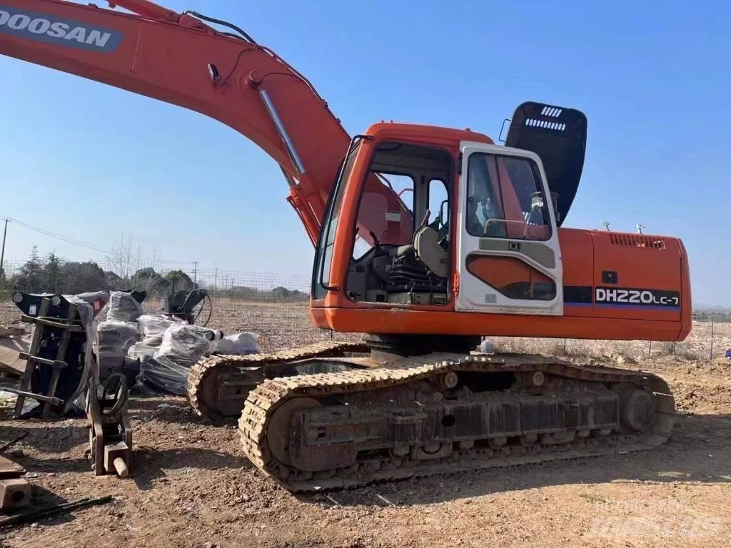 Doosan DH 220 Pásová rýpadla