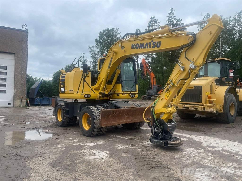 Komatsu PW148-10 Kolová rýpadla