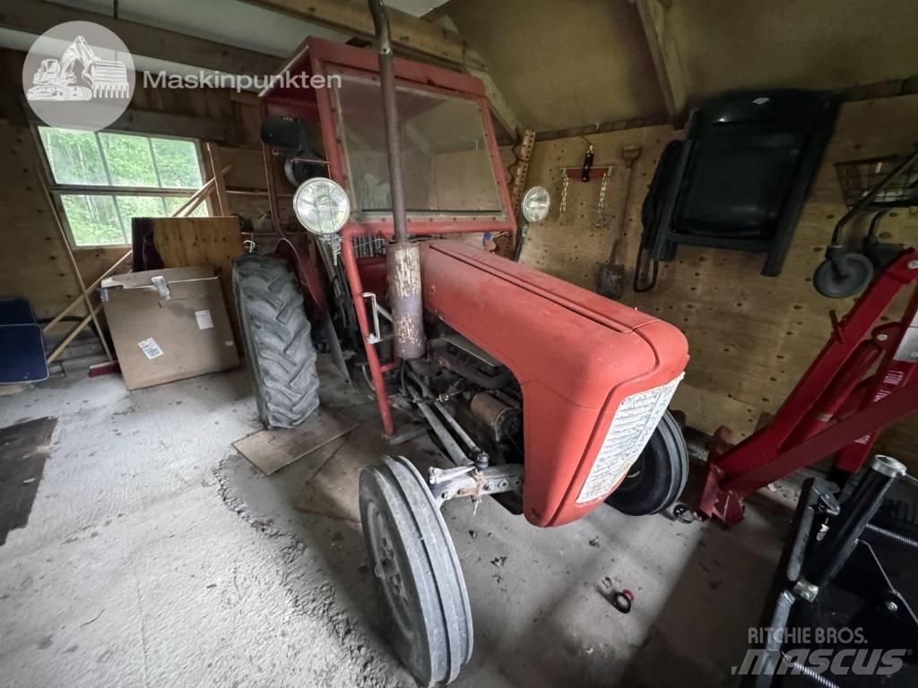 Massey Ferguson 35 Traktory
