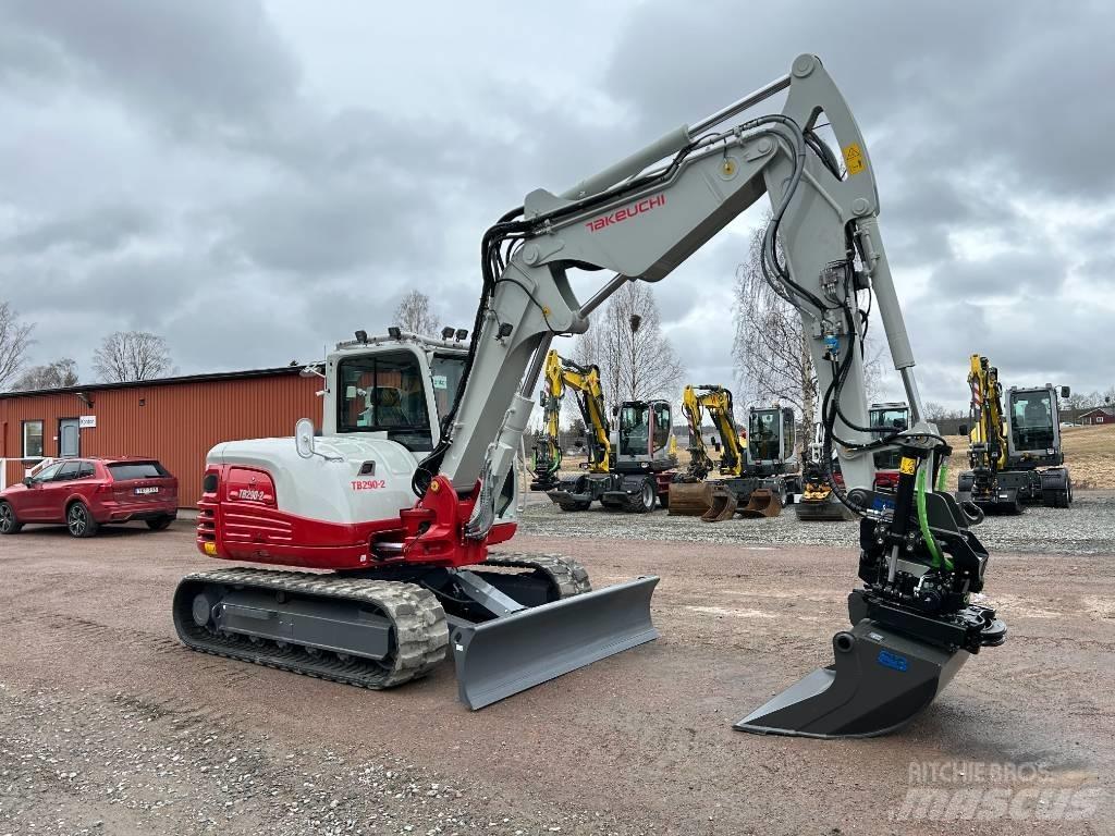 Takeuchi TB290 Midi rýpadla 7t - 12t