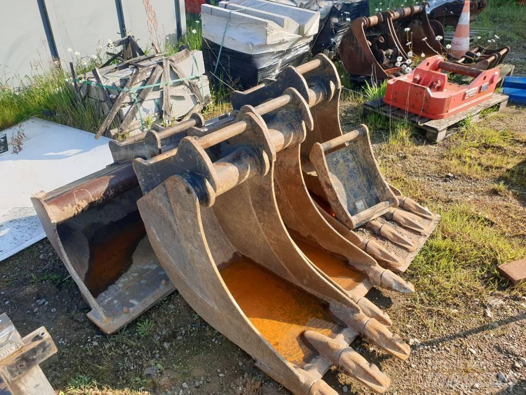 Komatsu PW118MR-11 Kolová rýpadla