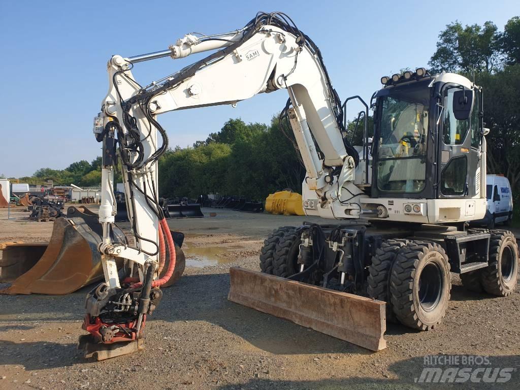 Komatsu PW118MR-11 Kolová rýpadla