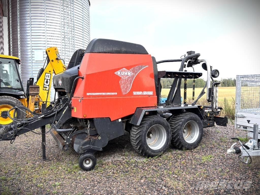 Kuhn VBP 2160 Lis na válcové balíky
